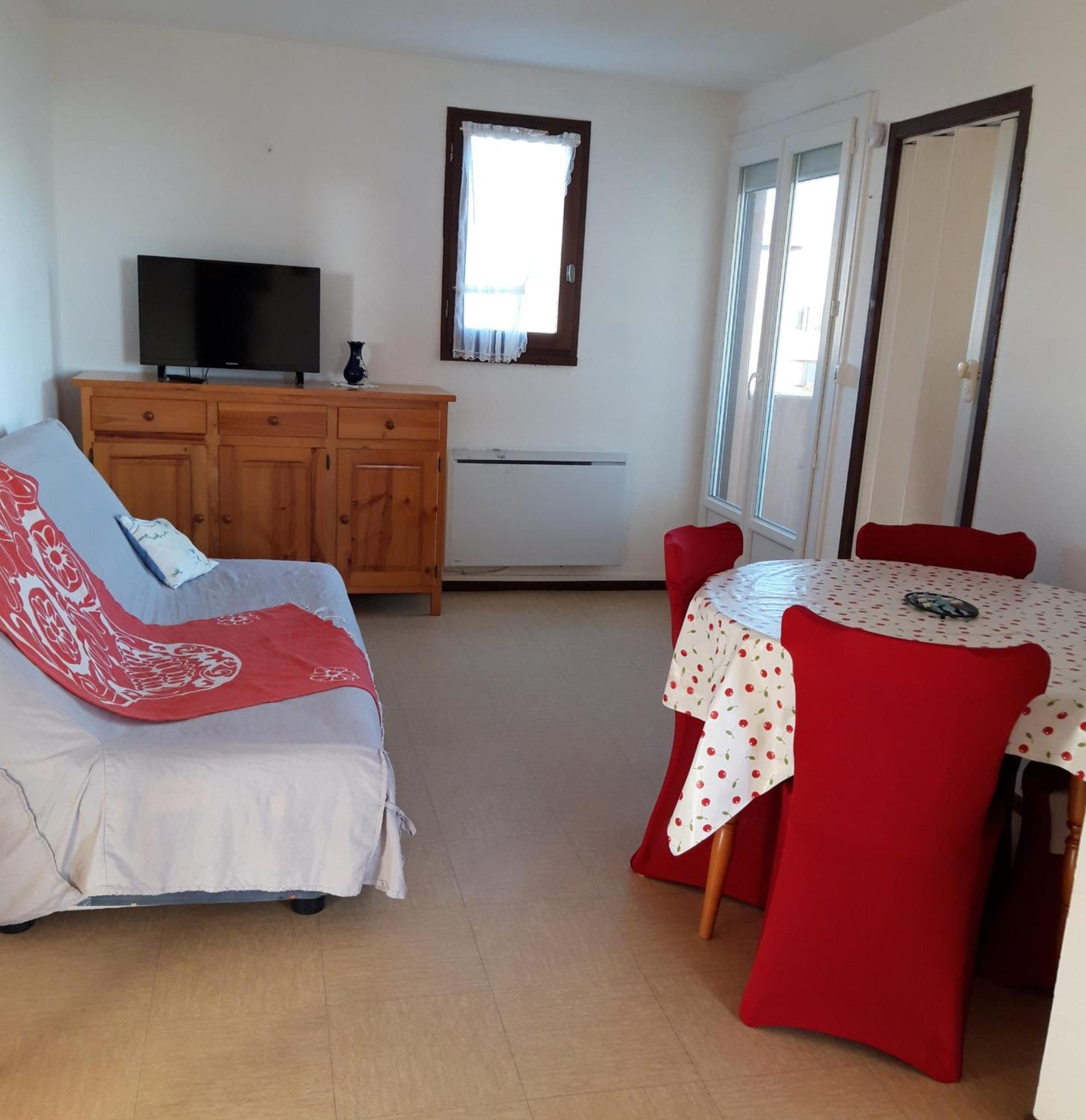Appt 2 Ou 4 Personnes Avec Piscine, Tennis Et Parking Prive Fleury  Buitenkant foto